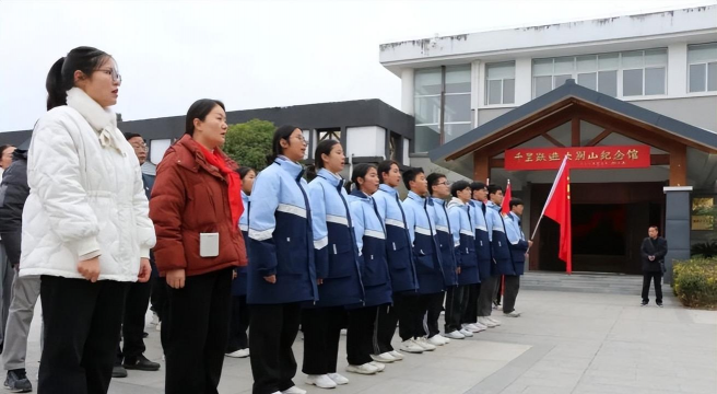 安徽省临泉县第五中学环境