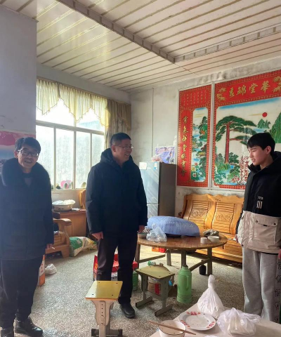 临泉县滑集镇朱集中学环境
