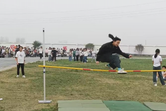 临泉县姜寨中心学校环境