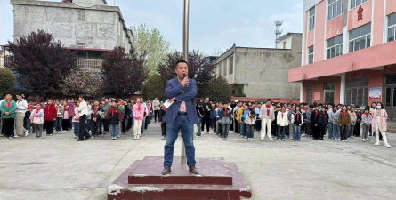 临泉县土陂乡中心学校环境