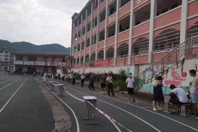 袁州区柏木中学