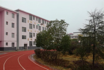 任重中学环境