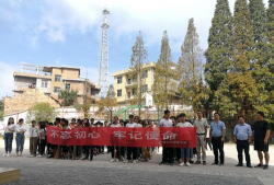 袁州区丰顶山中学环境