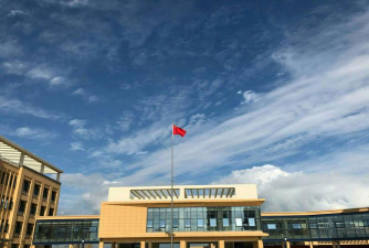 剑南初级中学环境
