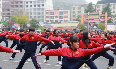 广安市东方文武学校