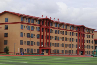 阿坝州艺体中学校