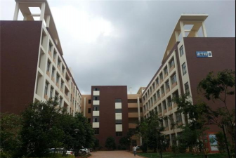 云南科技信息职业学院