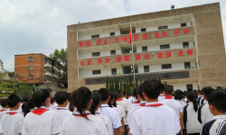 西山区云南建磷学校