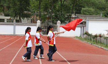 西和县十里乡赵五初级中学