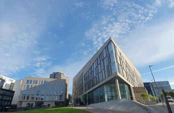 思克莱德大学
