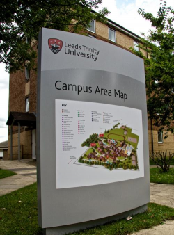 利兹三一大学学院