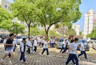 鼎城区三中