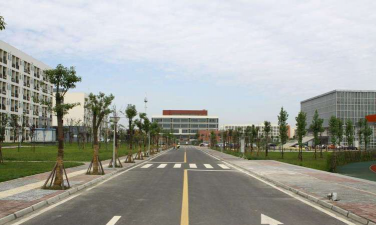 崇州电子职业技术学校