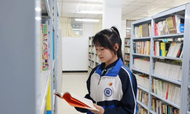 张家口市第八中学(张家口机械工业学校)