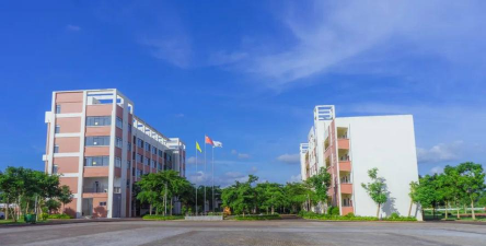 海南南方民族艺术学校