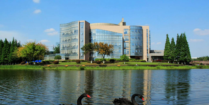 四川大学