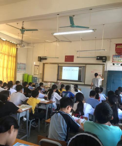 陆斡镇中心学校