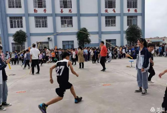 广西南宁市横县六景镇民族初级中学