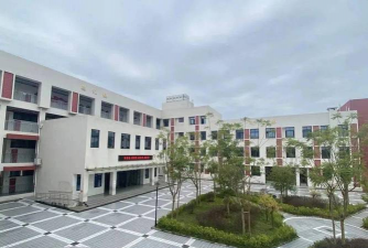 简阳市老龙乡初级中学