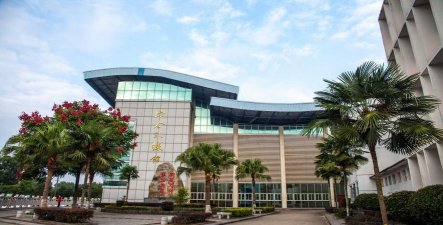 广西桂林市兴安师范学校