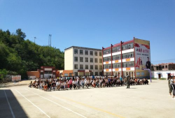 阜阳市颍东区新乌江镇瓦房中学