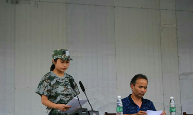 长官镇中心学校