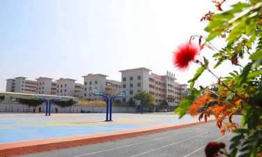普宁市勤建学校中学部