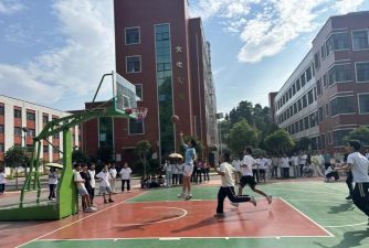 新邵县大新乡龙口溪中学