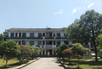 长茅岭乡中学