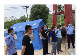 黄梅县下新镇中心学校