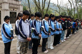 宝钢集团常州冶金机械厂技工学校