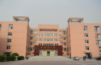 镇平县工艺美术职业中等专业学校