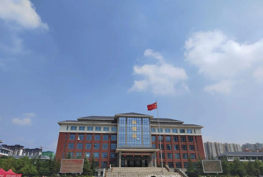 冠县技工学校