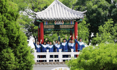 津市市第三中学