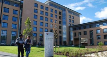 利兹三一大学学院