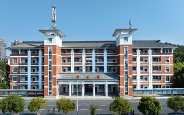 江西省宜春中学