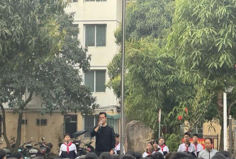 罗波镇罗波初级中学