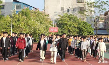 宾阳县露圩初级中学