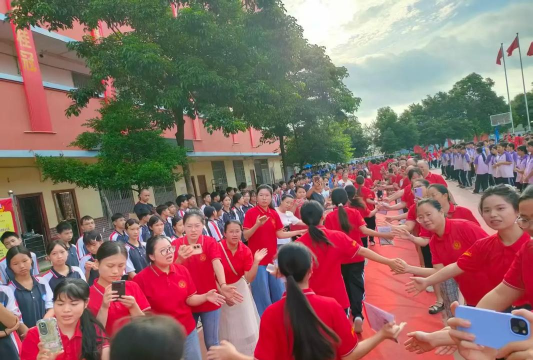 宾阳县志远中学