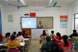 横县平朗乡初级中学