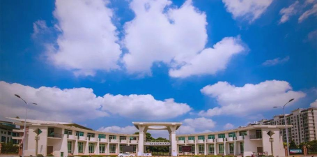 宝应县实验初级中学