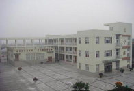 江都市丁伙中学