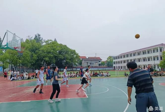 牛鼻滩镇中学