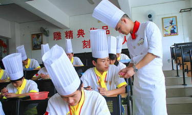 成都新东方烹饪技工学校