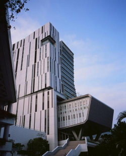 国立新港艺术高级中学