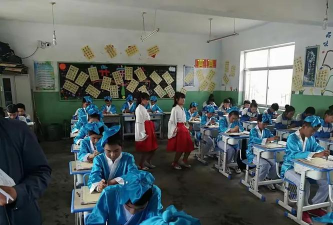 宕昌县阿坞八年制学校