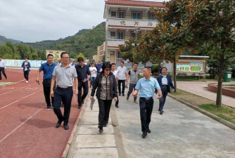 甘肃省康县周家坝中学