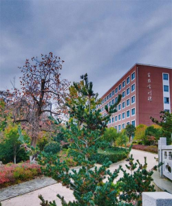 微山县卫生学校