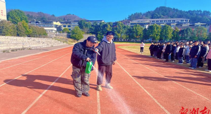 石门县磨市镇商溪中学