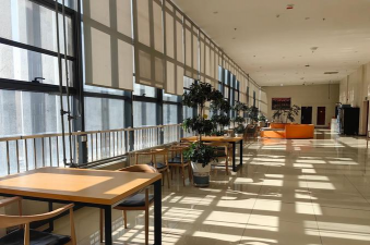 新疆喀什财贸学校